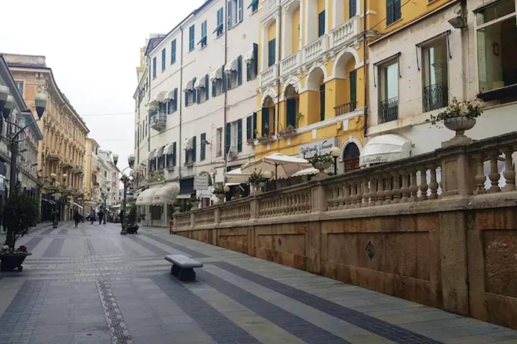 Giardino In Citta; Centralissimo Sanremo Dış mekan fotoğraf